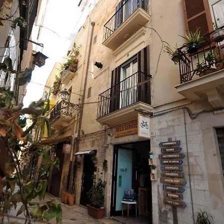 Bed & Breakfast Terrazza Vallisa 4*